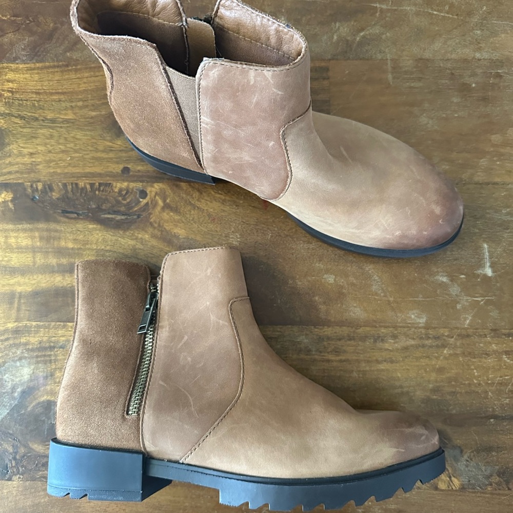 SOREL Emelie II Zip Chelsea Boots Size 9 Womens Brown NL4328